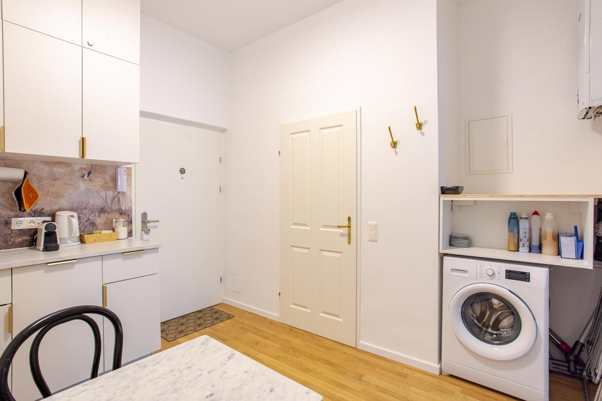 Gemuetliche Wohnung Nur 15 Minuten Ins Stadtzentrum Viena Exterior foto